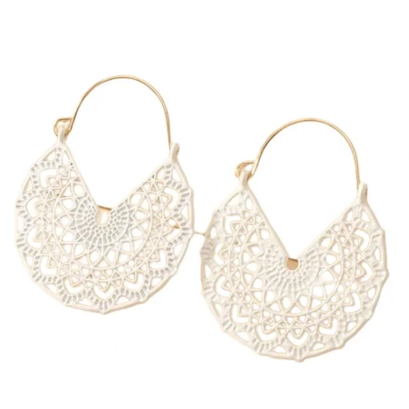 White Hoop Earrings Floral White Basket Hoops Cut out Dangle Earrings Scroll NWT - Picture 6 of 13